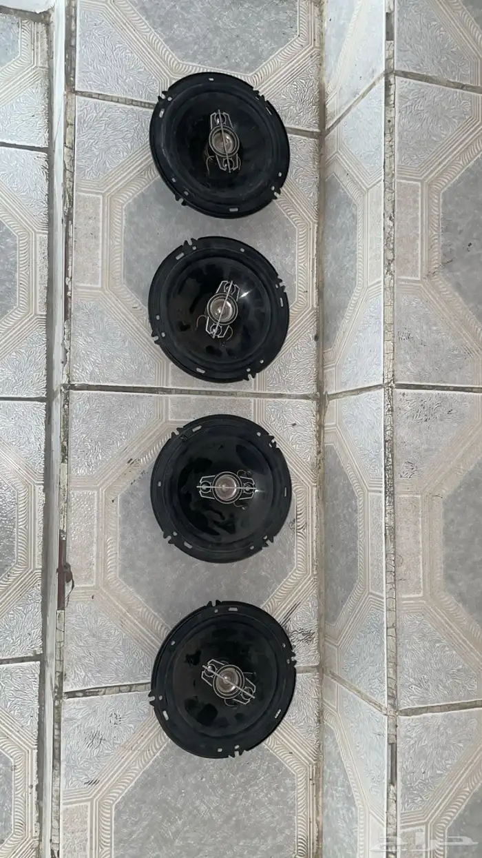 سماعات لبيع 1