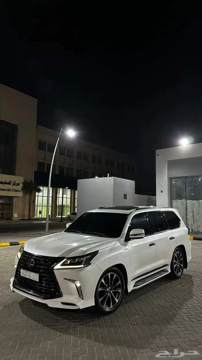 جيب لكزس 3