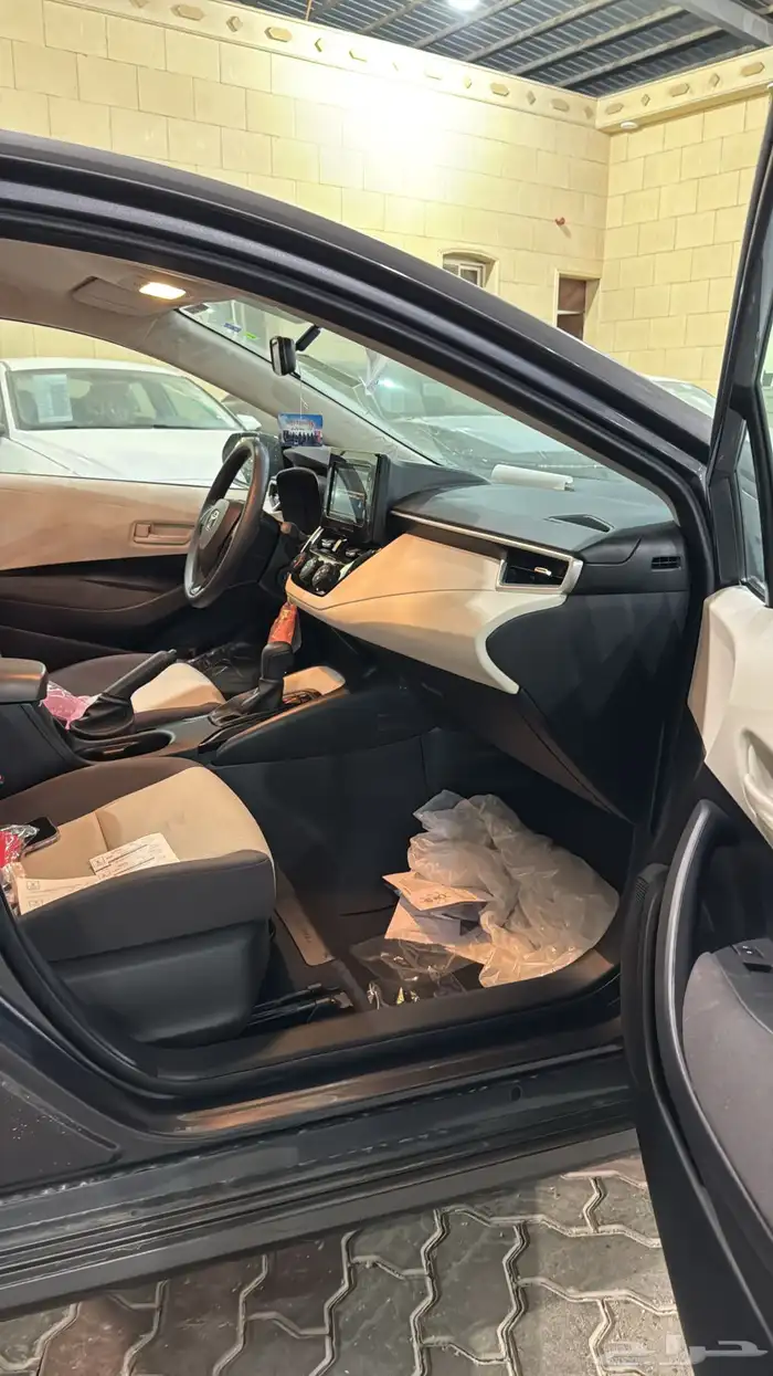 تويوتا كورلا XLI المطور بنزين 2025 8