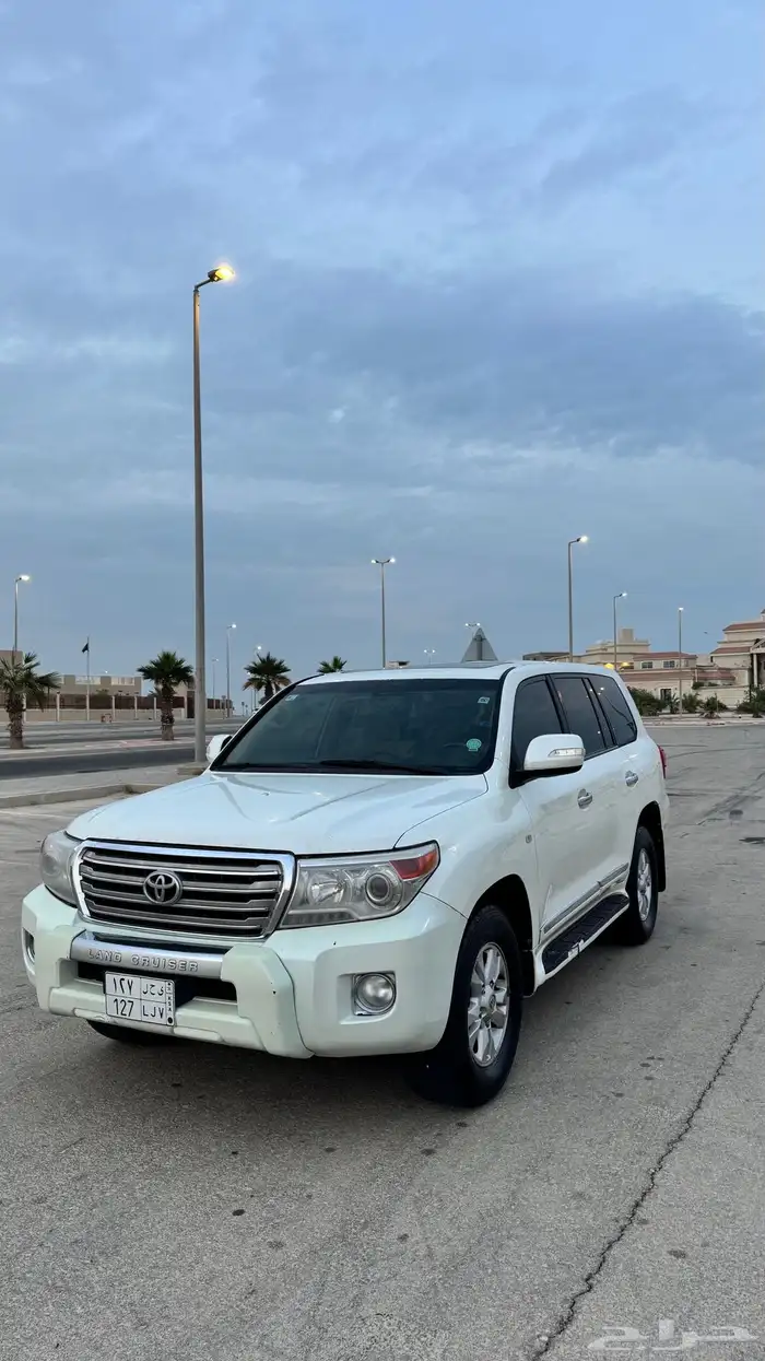 لاندكروزر Gxr 2010 v8 0