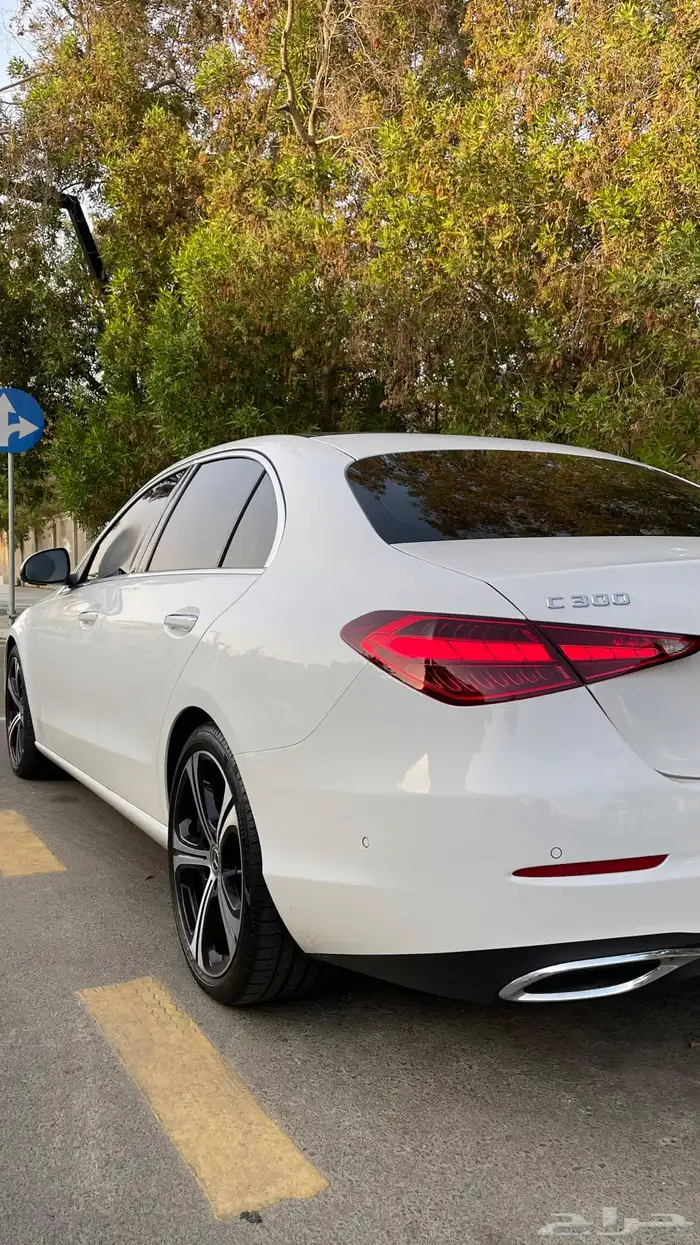 مرسيدس C300 شبه زيرو 16