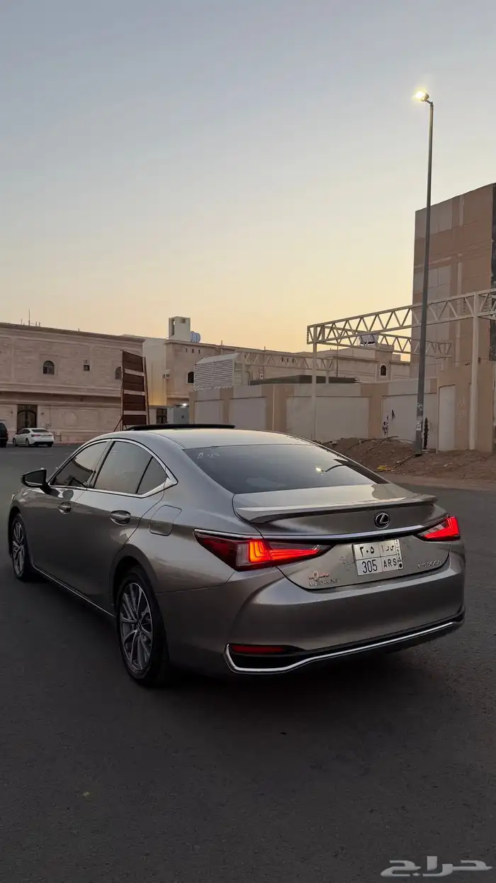 لكزس 2023 هايبرد اول مالك من الوكاله 5