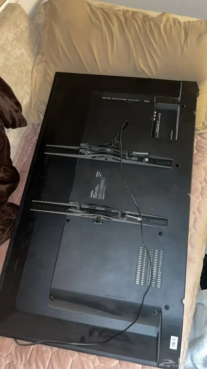 شاشة تلفزيون 43 بوصه Toshiba 0