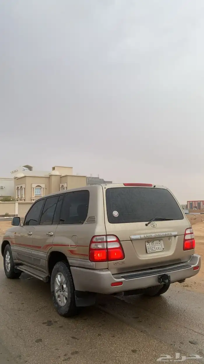 لاند كرورزر جي اكس ار 2