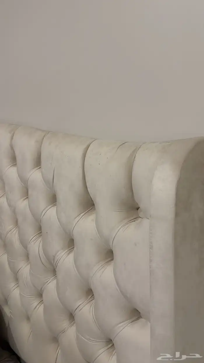 غرفه نوم للبيع لعدم الحاجه السبب شراء جديد 0