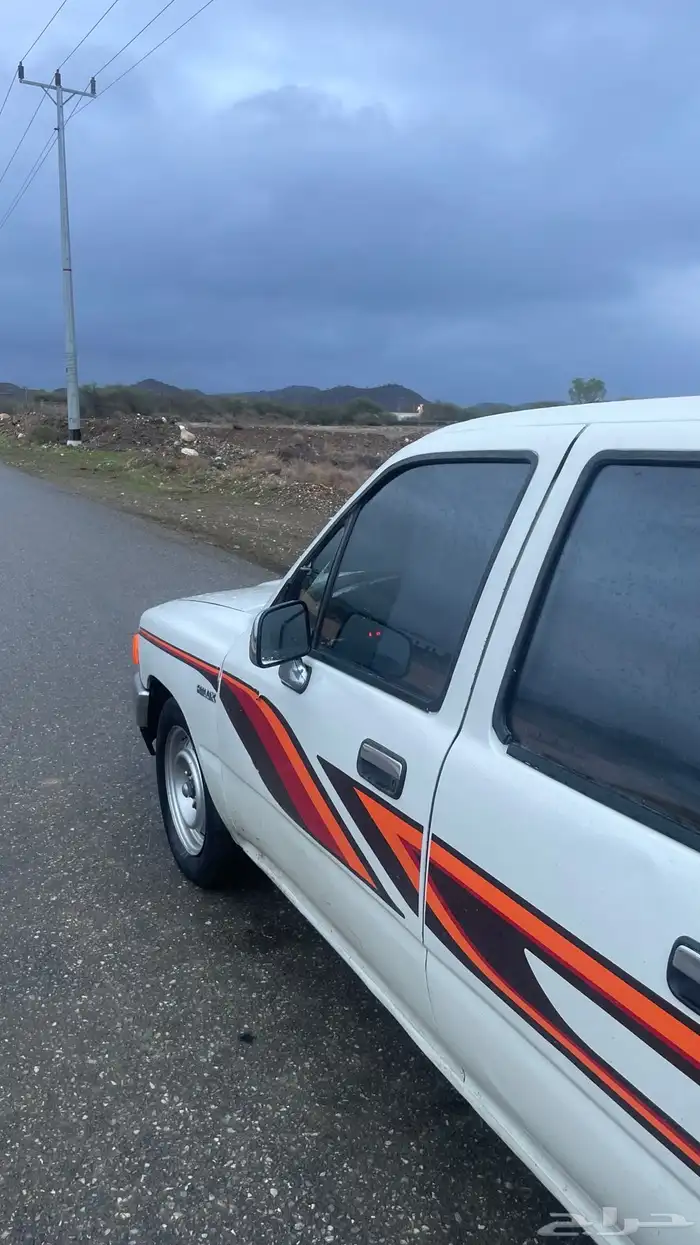 هايلوكس للبيع 3