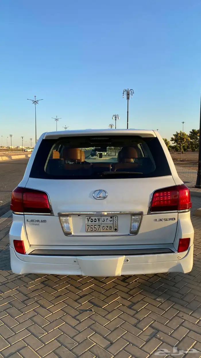 لكزس 2011 سعودي فل كامل 9