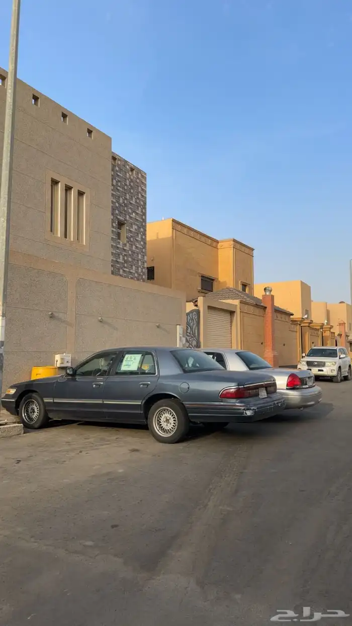 فورد ماركيز LX 3