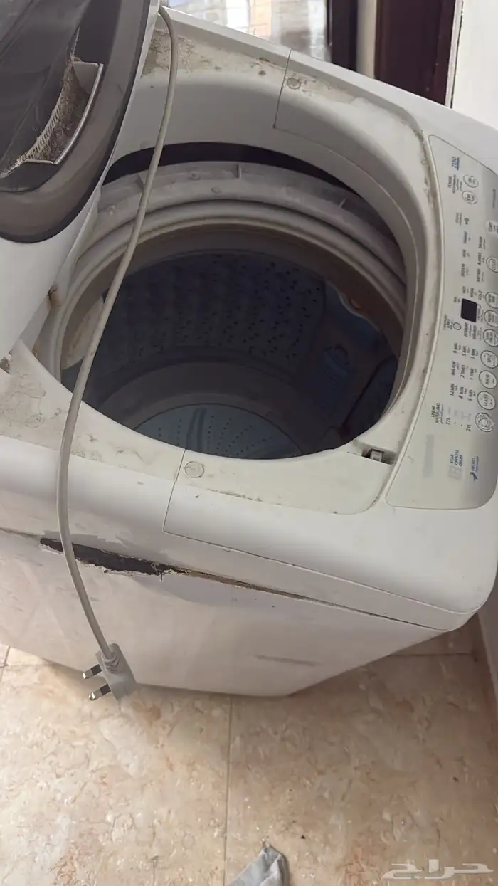 غساله توشيبا 8 كيلو اي سعر عادي تشتغل بس خربانه من تحت 0