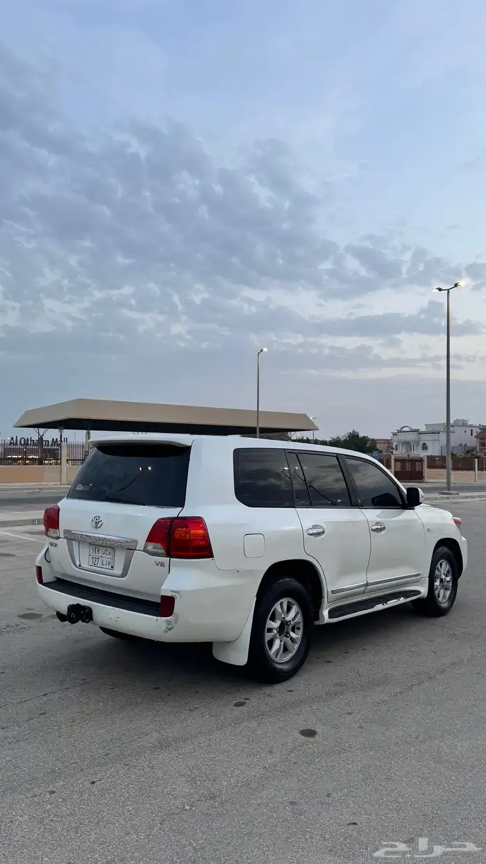 لاندكروزر Gxr 2010 v8 3