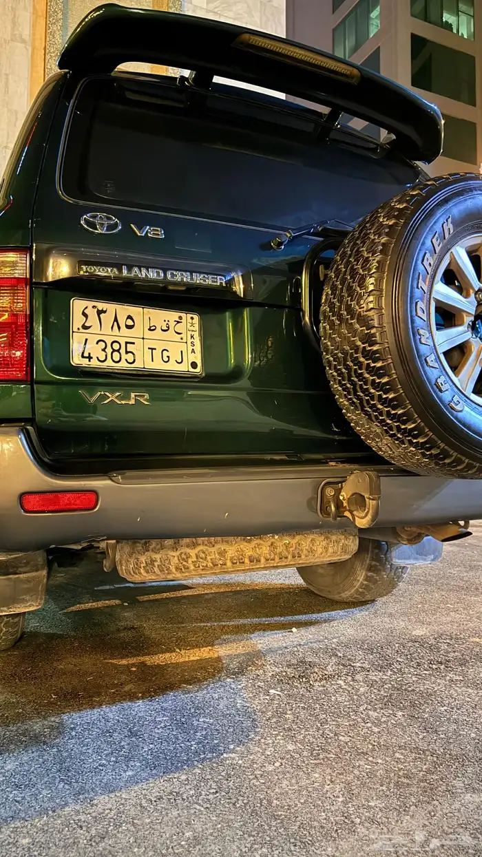 تويوتا لاندكروزر 13