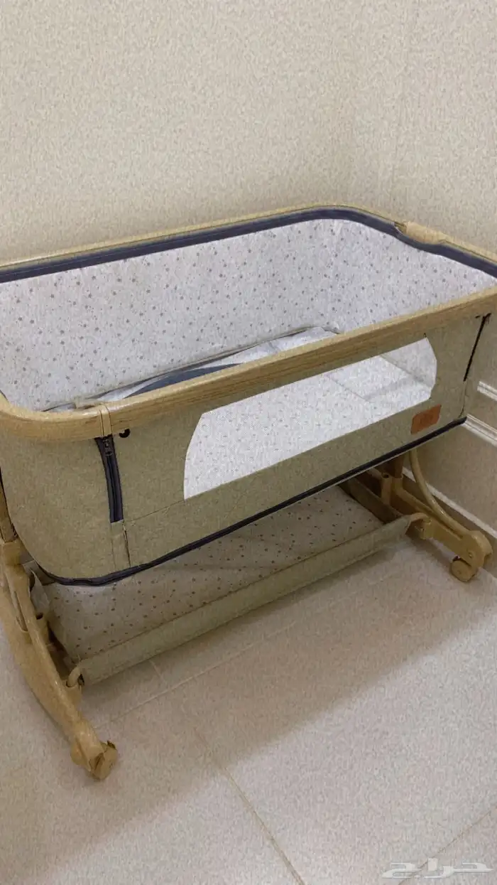 سرير أطفال 0