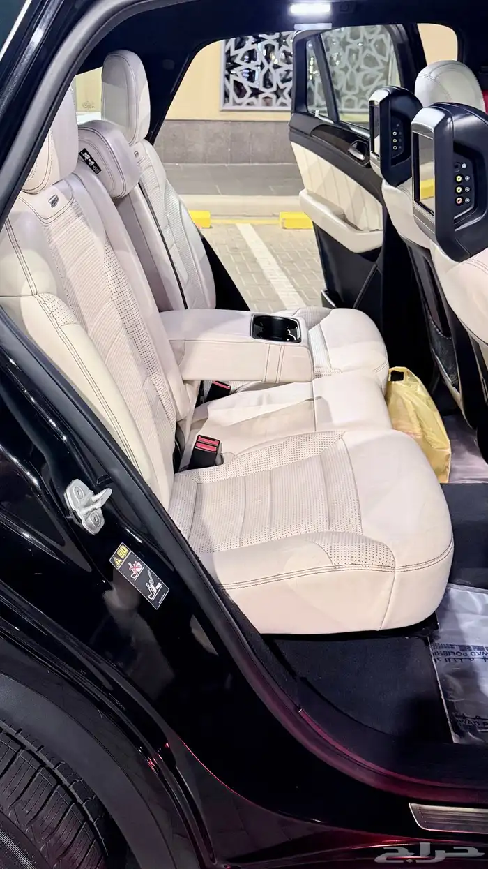 مرسيدس GLE 63s 28