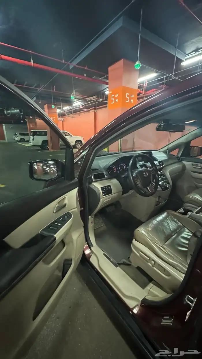 للبيع هوندا اودسي عائلية موديل 2012 13