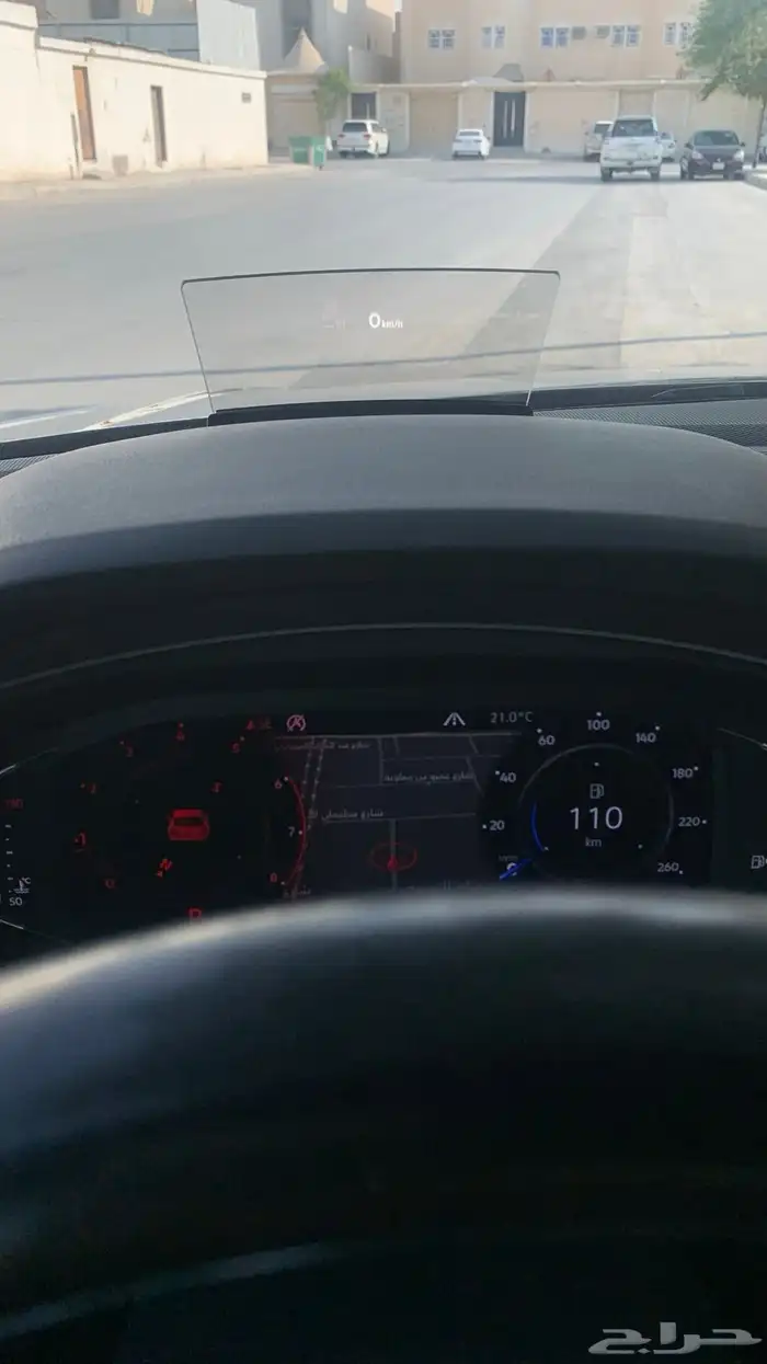 فوكس وأجن يتجوان 2019 R line 8