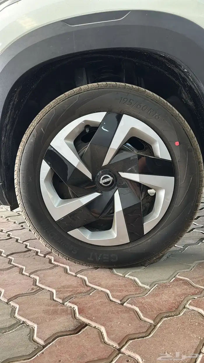 نيسان ماجنيت فئة الستاندر بنزين 2025 4