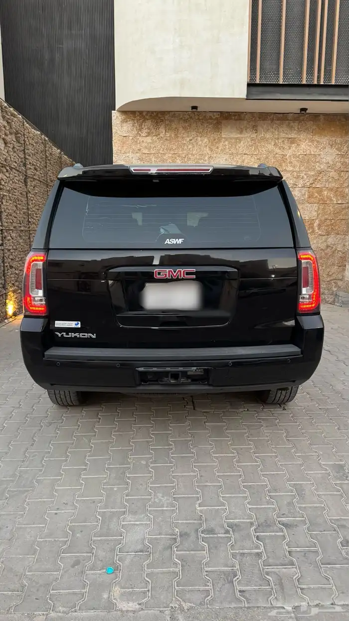 للبيع يوكن 2017 نظيف جدا 0