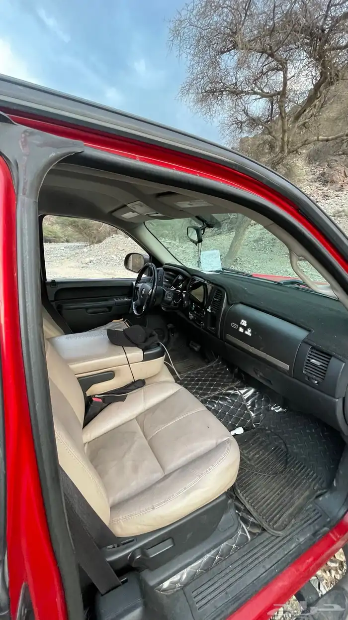 سلفرادو Z71 4X4 2011 نظيف 8