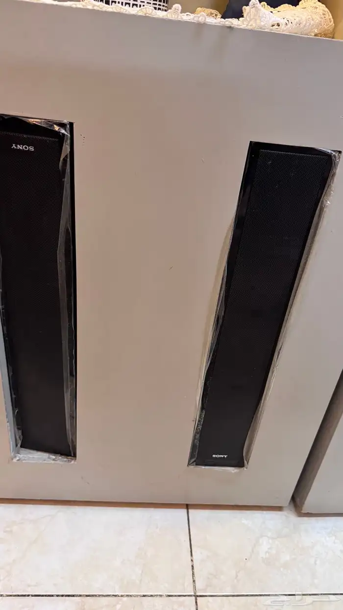 ديكور تلفزيون معه جهاز6 سماعات 6