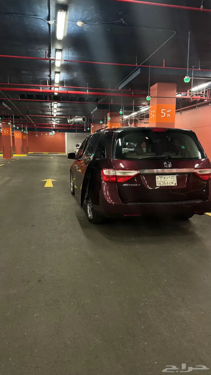 للبيع هوندا اودسي عائلية موديل 2012 22