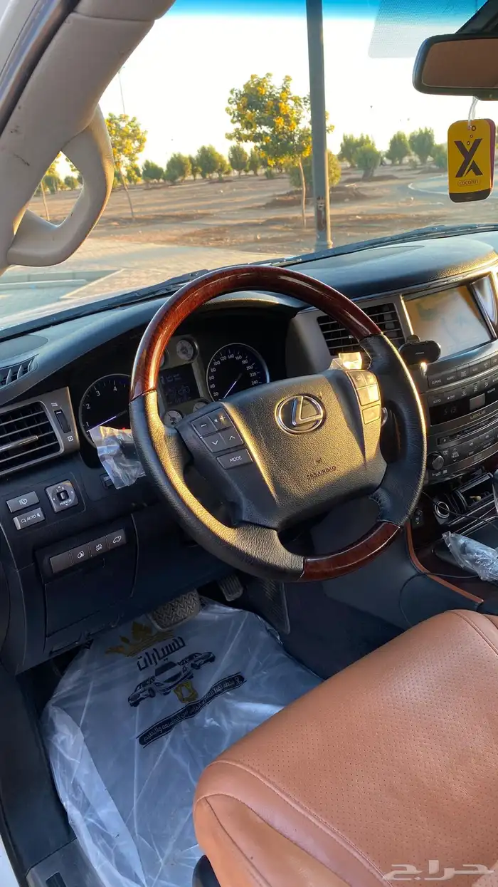 لكزس 2011 سعودي فل كامل 8