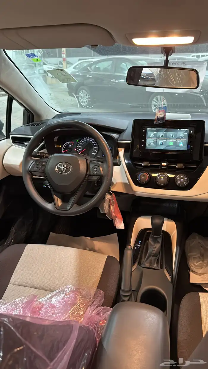 تويوتا كورلا XLI المطور بنزين 2025 5