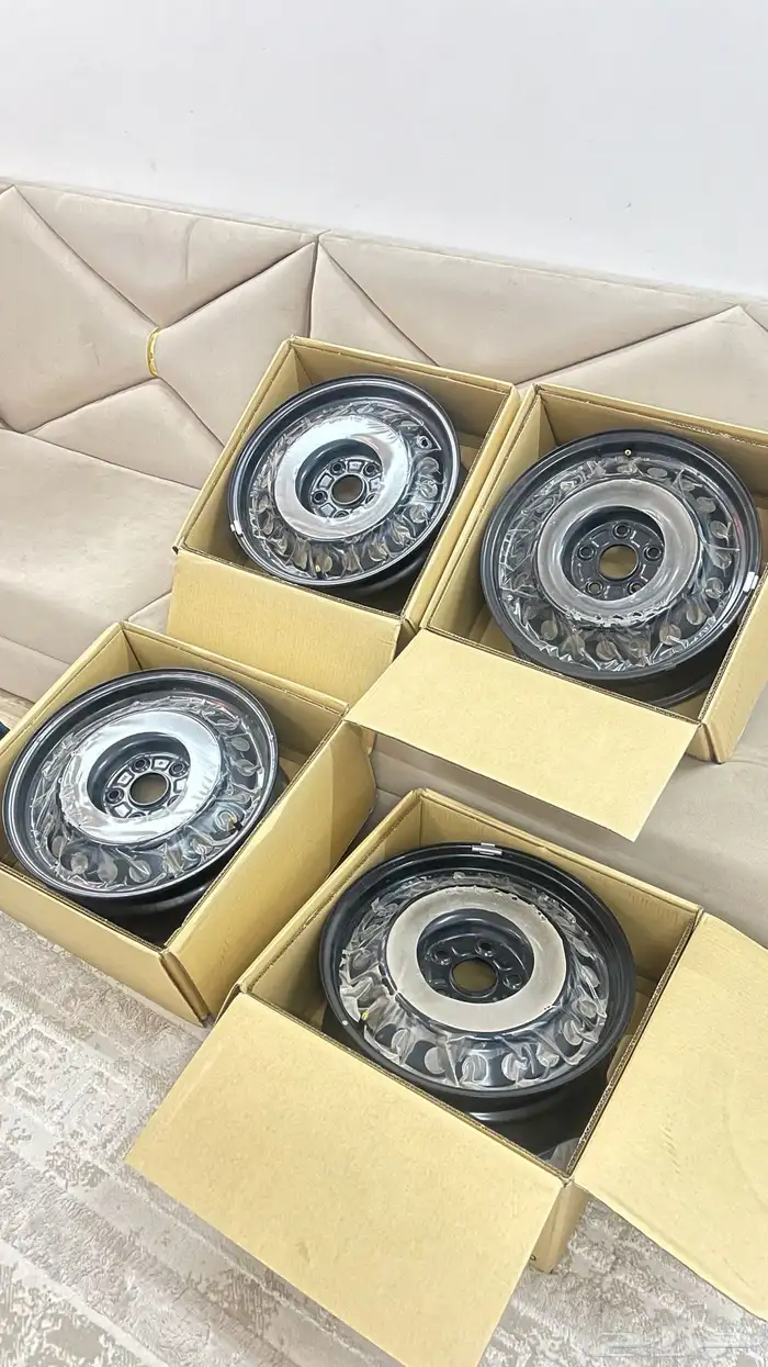 جنوط كامري 2025 اصلي وكالة 3