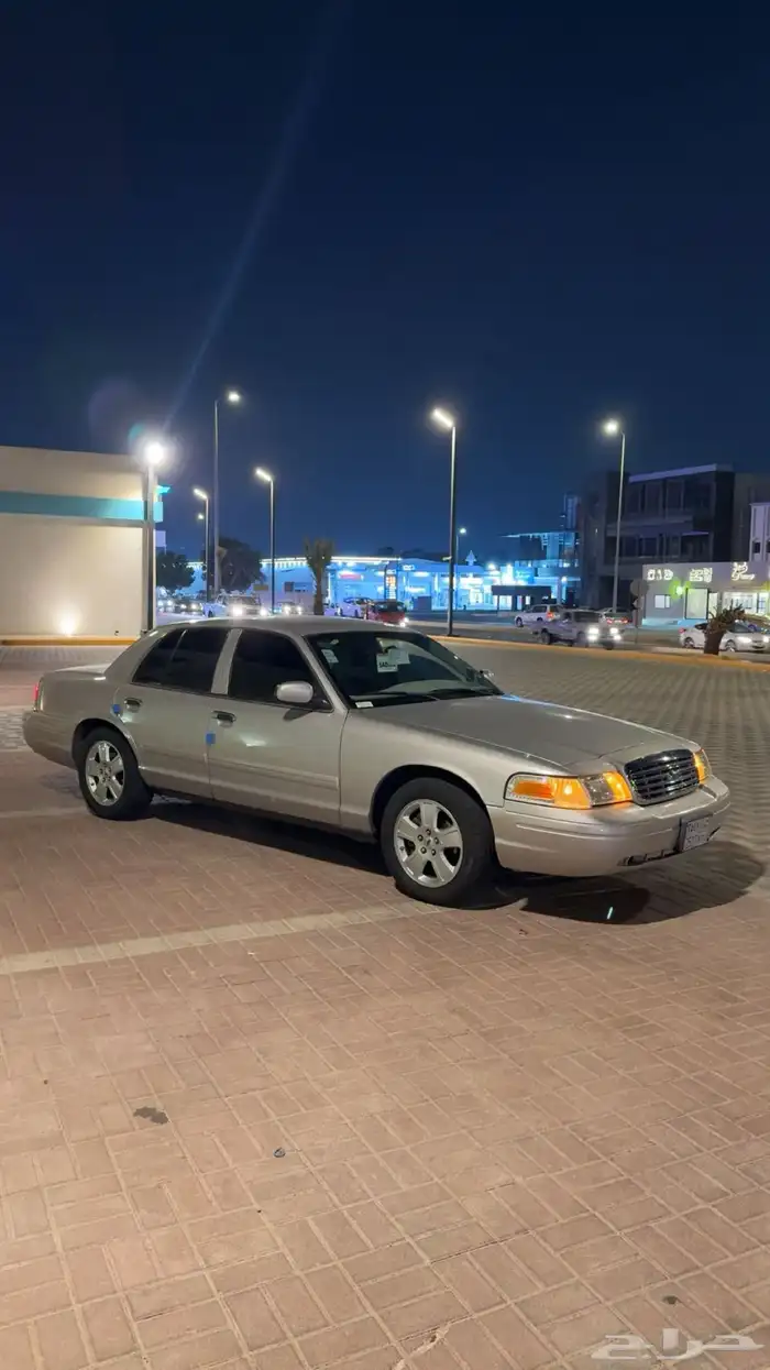 فورد فكتوريا2011 ممشى330 الف كيلو 1