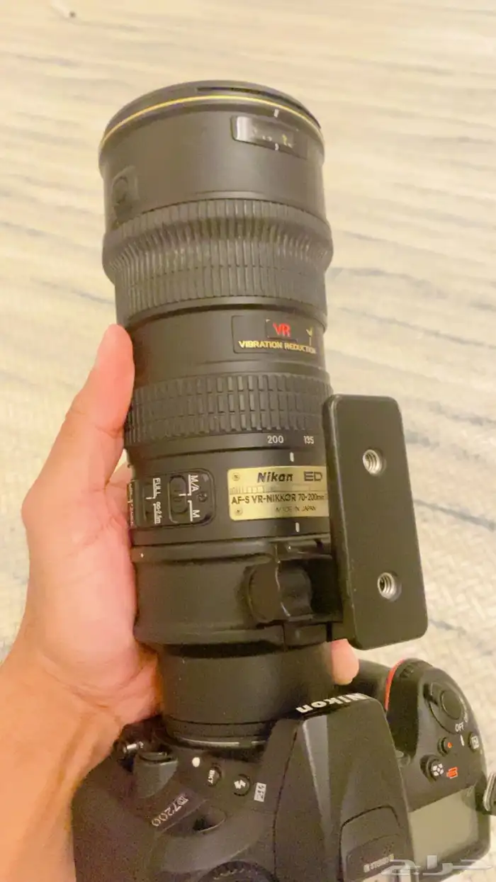كاميرا نيكون   عدسة 70 200 1