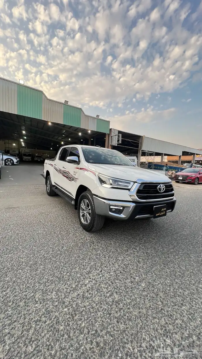 هايلوكس 2024 دبل غمارتين ديزل GLX -S تماتيك 1