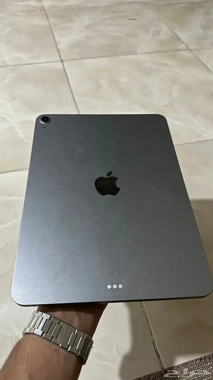 ايباد اير 11 ام 0
