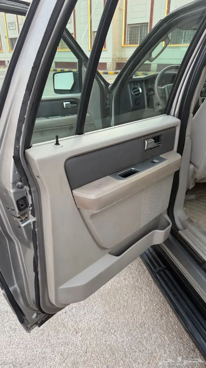 اكسبدشن 2008 للبيع نظيف 15