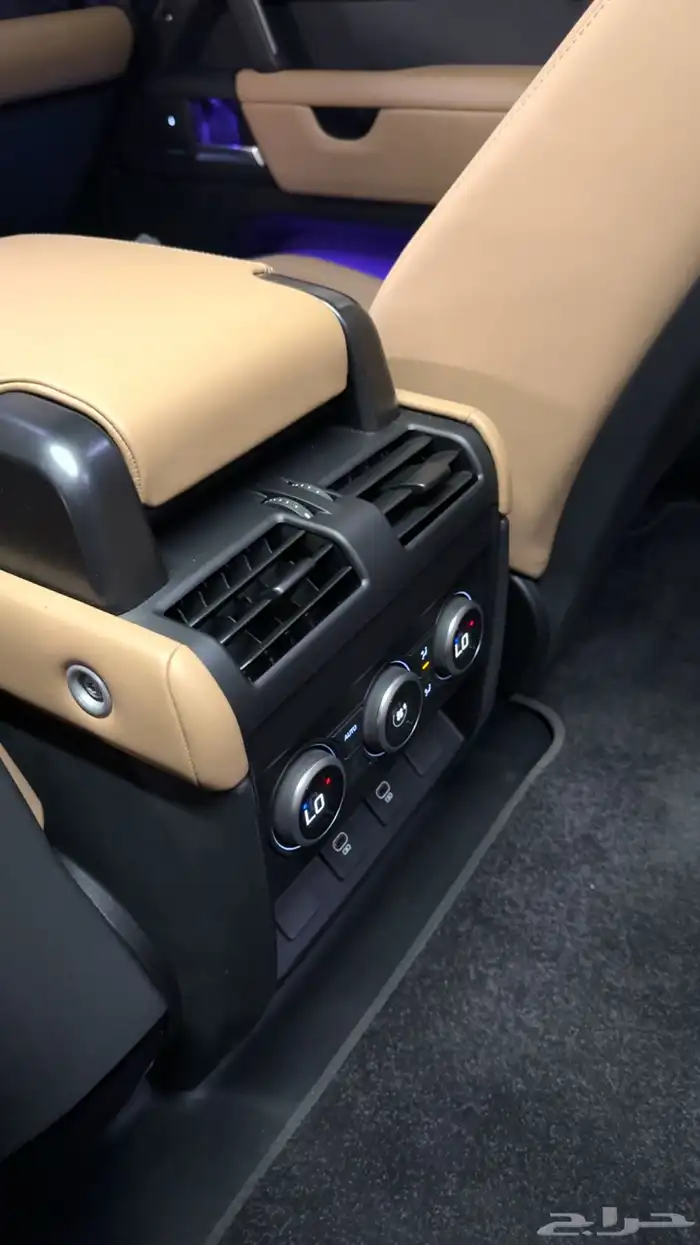 ديفندر 2025 ناغي 11