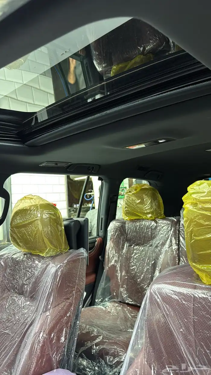 للبيع لكزس LX570S سعودي بودي بلد 17