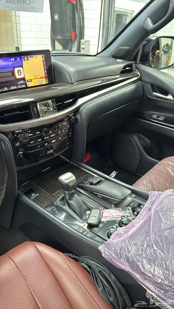 للبيع لكزس LX570S سعودي بودي بلد 20