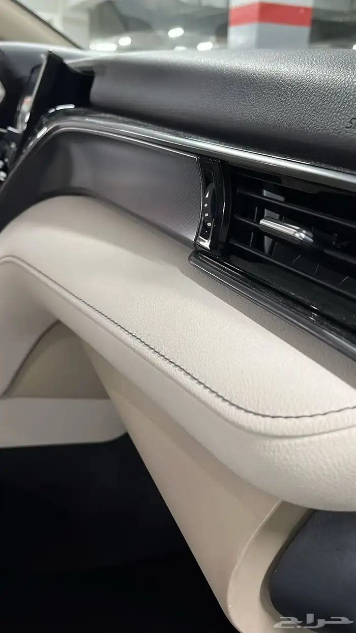 كامري LE 2023 هايبرد 22