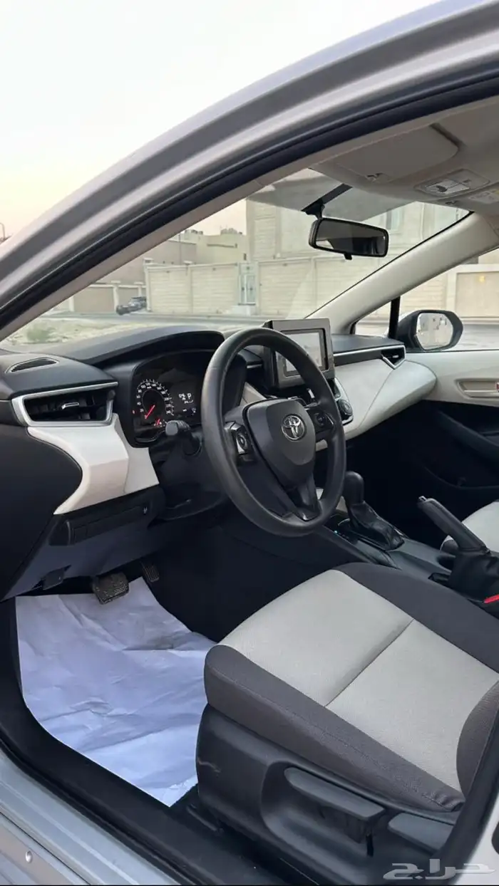 للبيع كورولا مديل 2024 نظيف 14