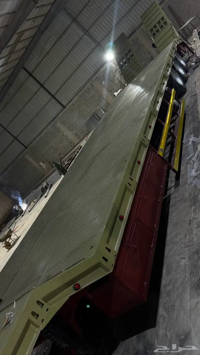 لوبد 4 محاور سست بطول 18 م 7