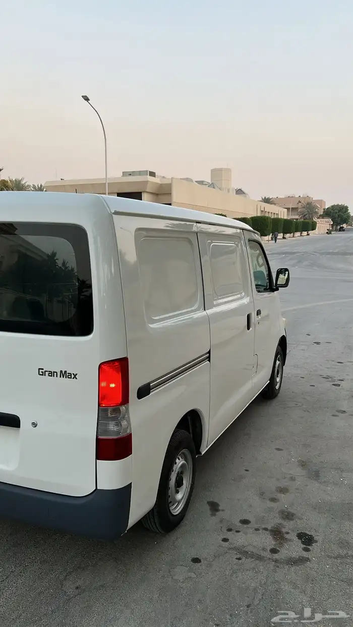 ديهاتسو ماكس مستعمل 2