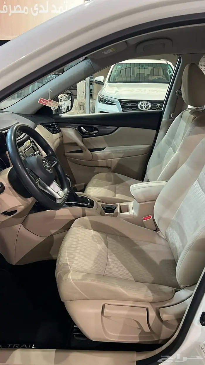 نيسان اكس تريل 2018 عداد قليل 6