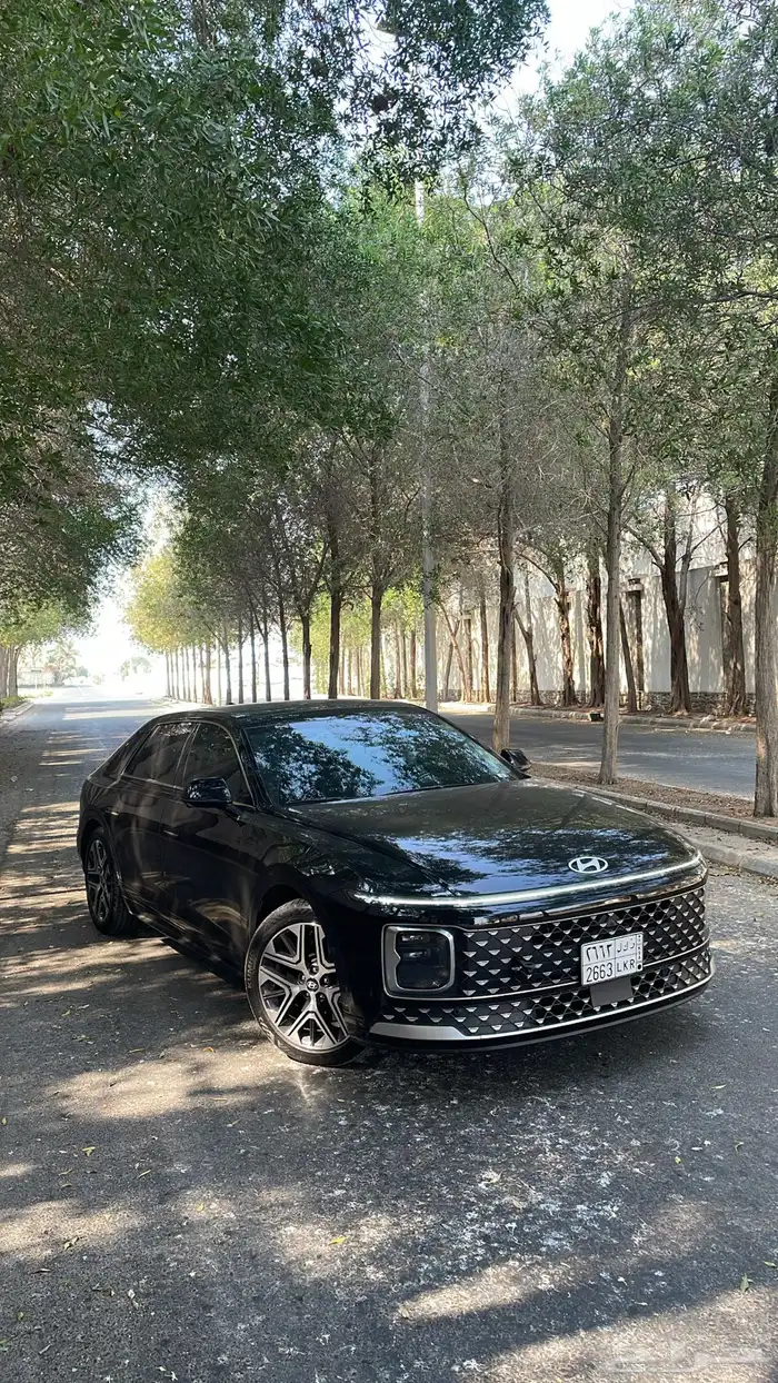 ازيرا بريميوم 2024 1