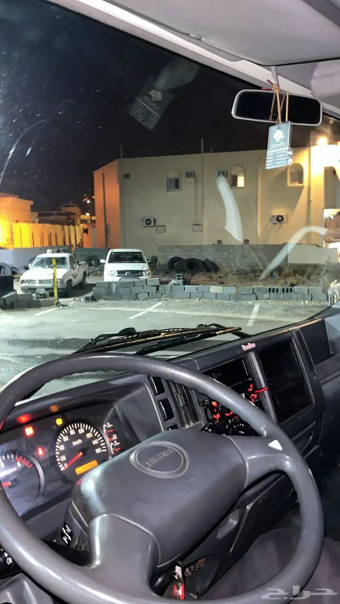 لوري 7م ايسوزو 2019 (( للبيع )) 6