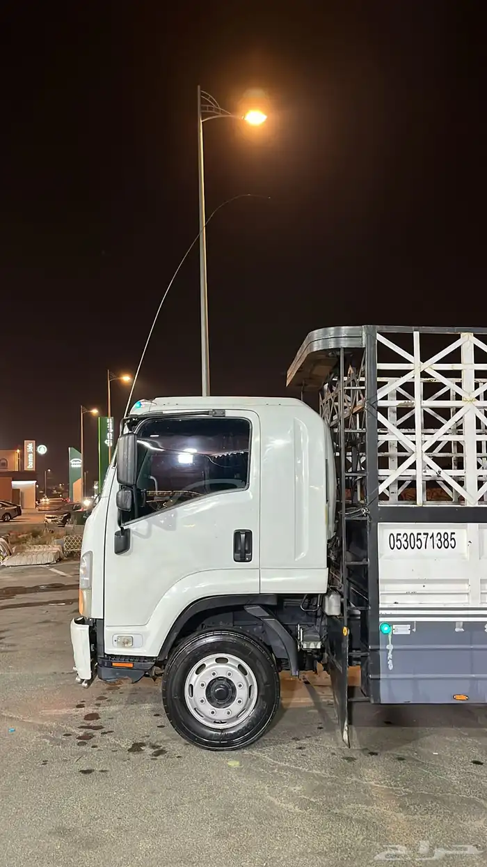 لوري 7م ايسوزو 2019 (( للبيع )) 13