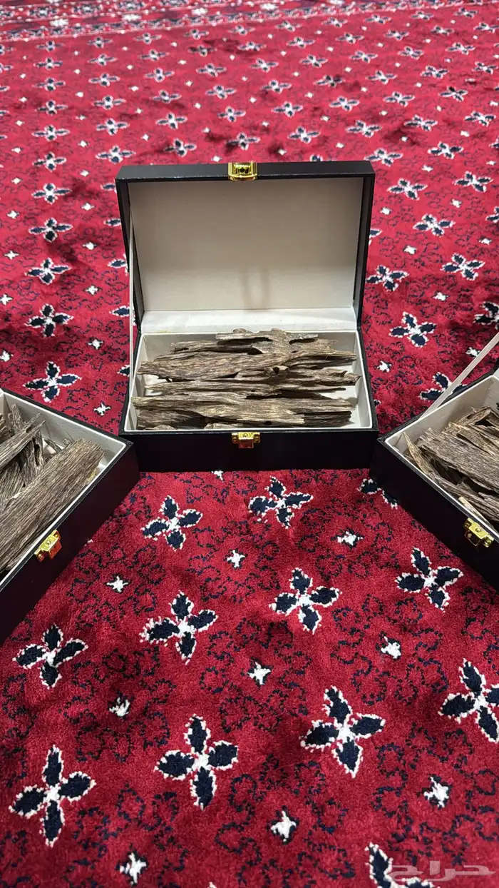 عود هندي طبيعي بعرض وسعر خاص . 1