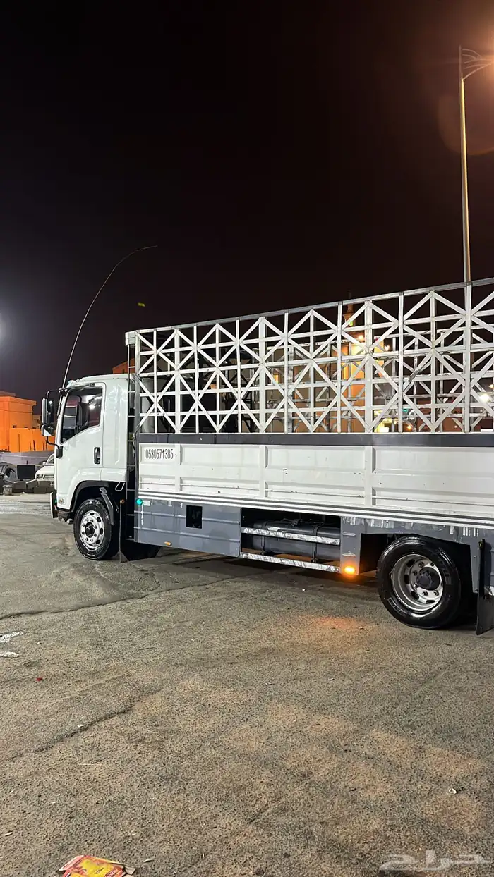 لوري 7م ايسوزو 2019 (( للبيع )) 4