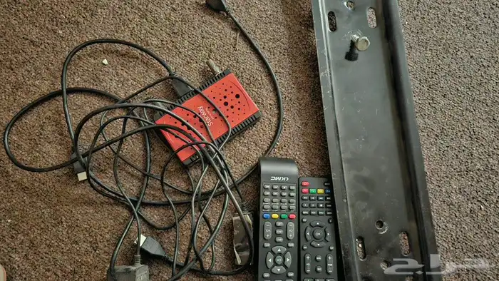 للبيع شاشة KMC بحالة ممتازة 0