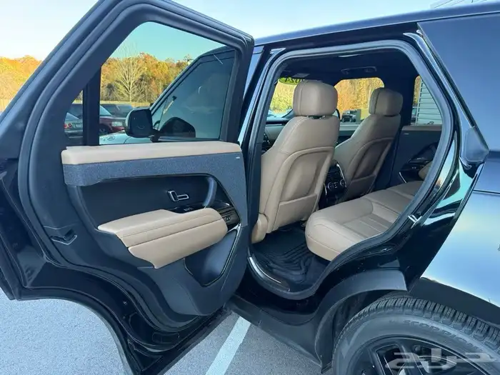 رنج روفر سبورت 2024 فل كامل بسعر مميز بحالة الجديد 7