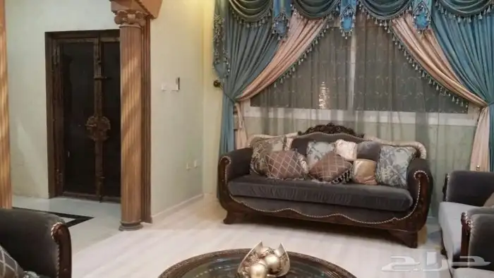 للبيع فيلا بحي الروضة الدمام 4