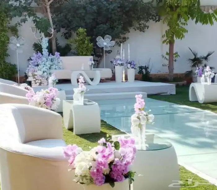 تأجير كوشات مداخل مرايات عقود ورد منسقين كراسي طاولات زل 5