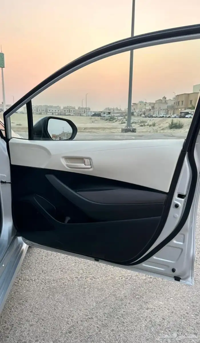 للبيع كورولا مديل 2024 نظيف 23